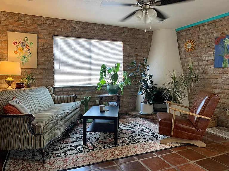 1150 E Winnie Pl — Photo 7