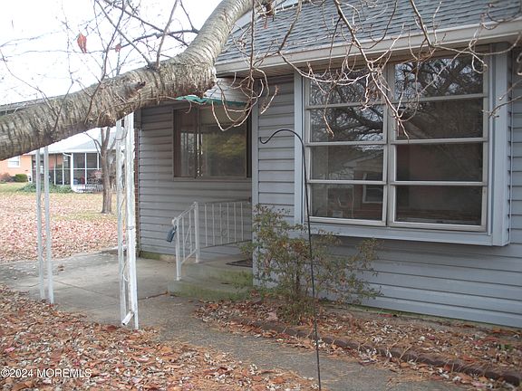 2nd image of 21 C Lafayette Drive