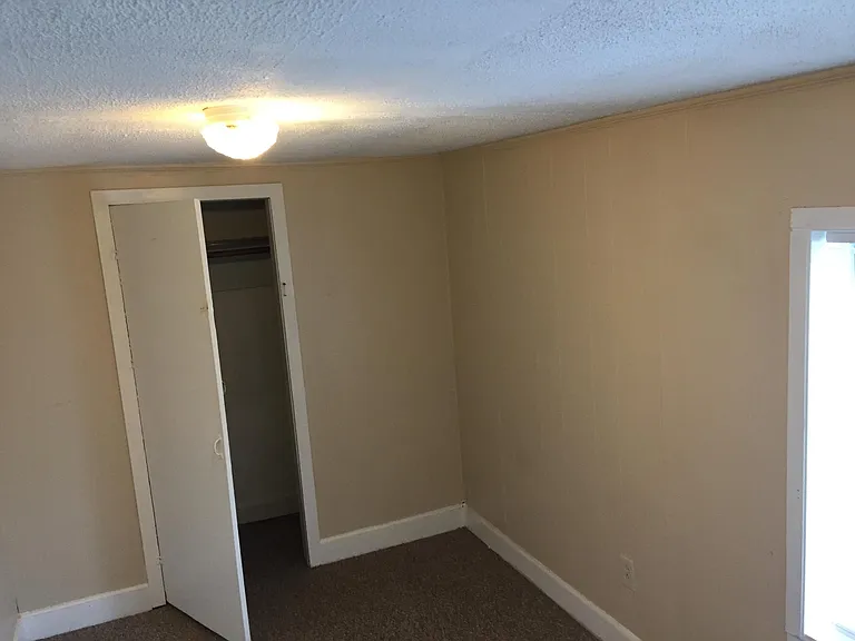 27 Central Park Ave #1 — Photo 6