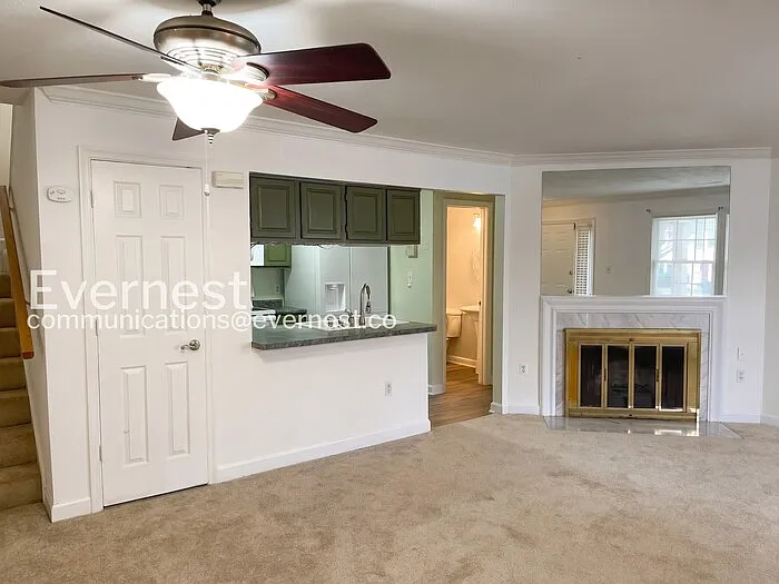 12135 Salemtown Dr — Photo 4