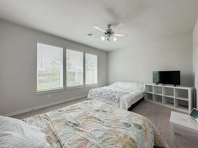 33023 School Hill Rd — Photo 29