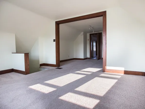 1667 Victoria Ave Suite 3, Lakewood, OH 44107
