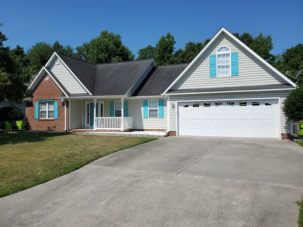 104 Adell Ln, New Bern, NC 28562