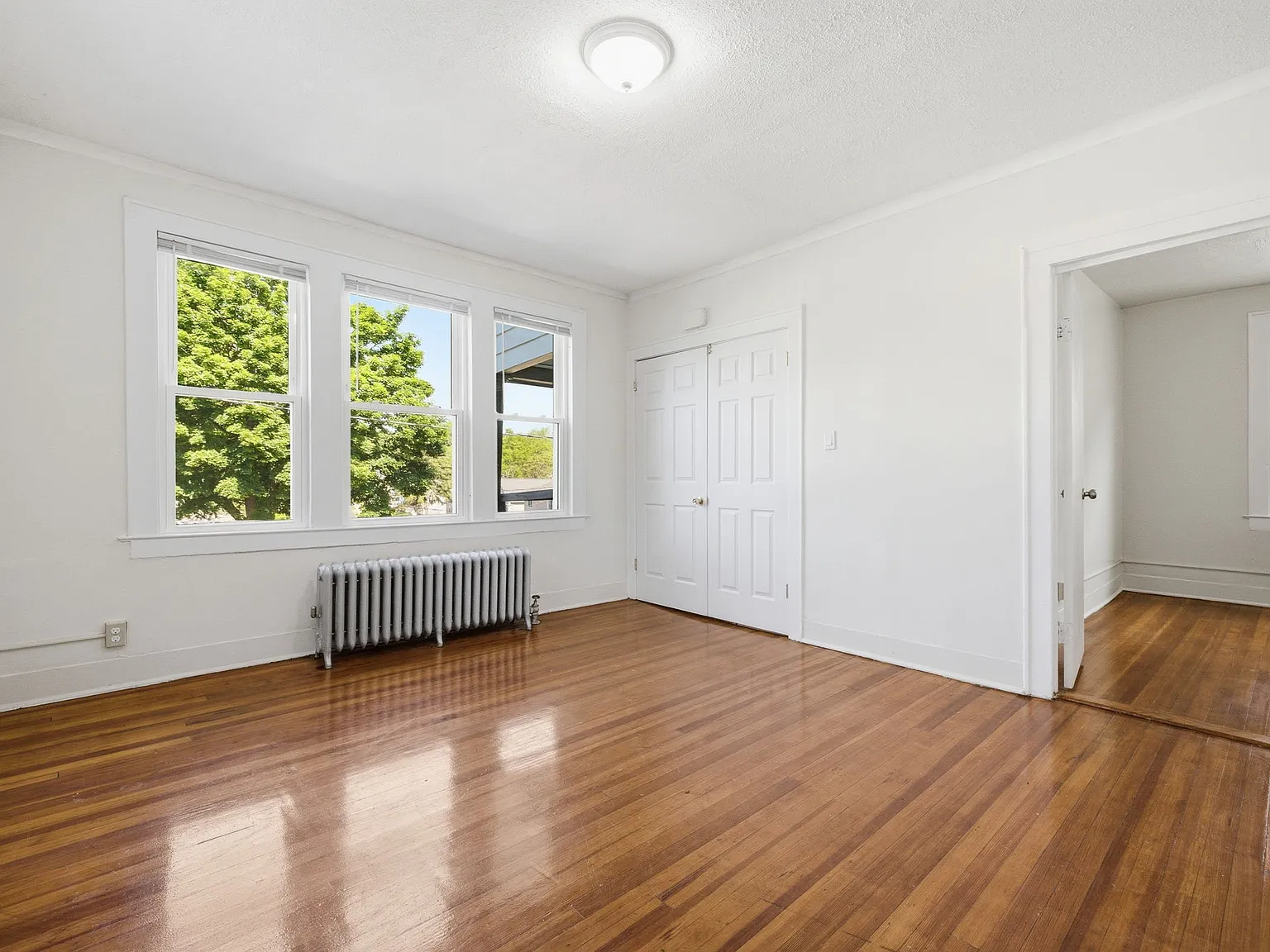 2 bed, 1100 sqft, $1,675 — Photo 4