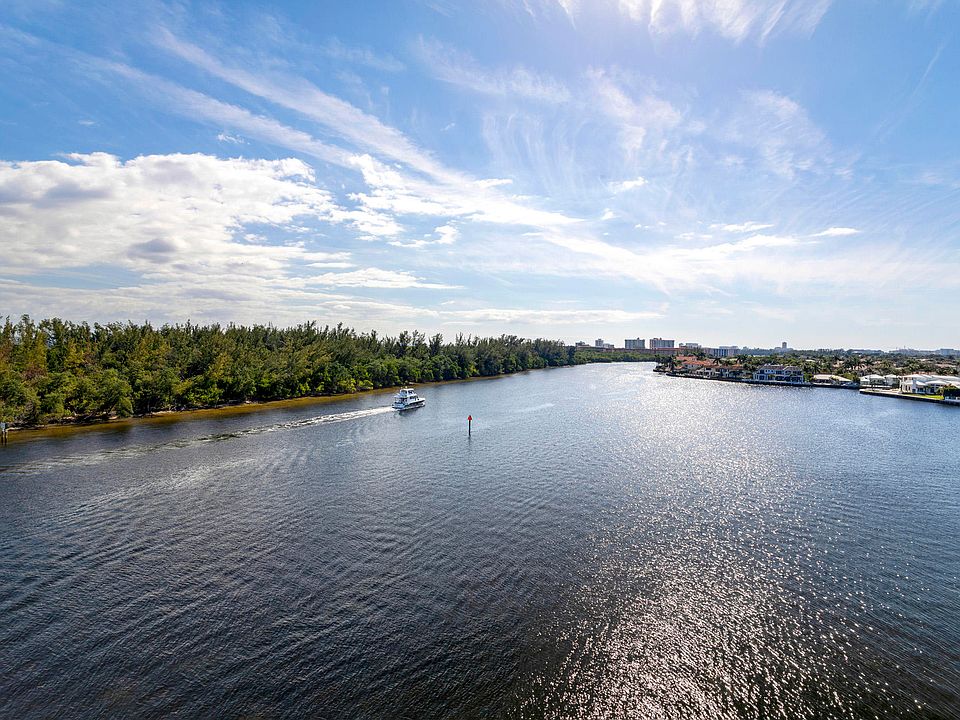 900 NE Spanish River Blvd, Boca Raton, FL 33431 Zillow