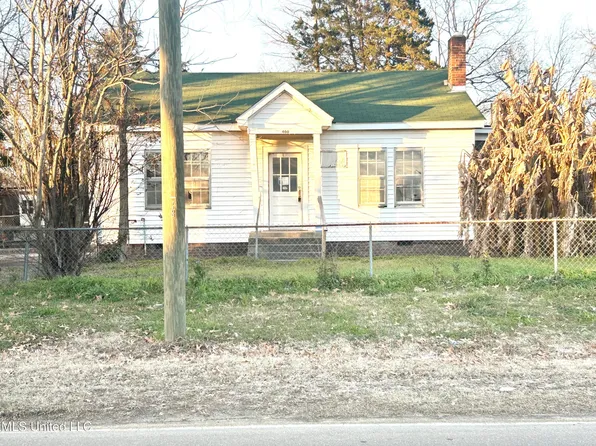 400 Lakeside St, Itta Bena, MS 38941