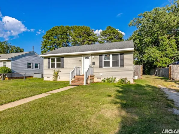 708 Miles St, Roanoke Rapids, NC 27870