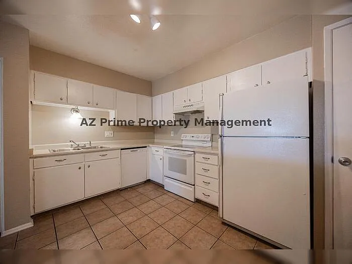 720 S Dobson Rd #10 — Photo 14