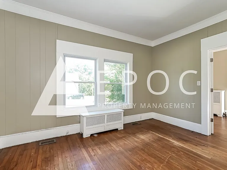 731 S Broad St — Photo 12