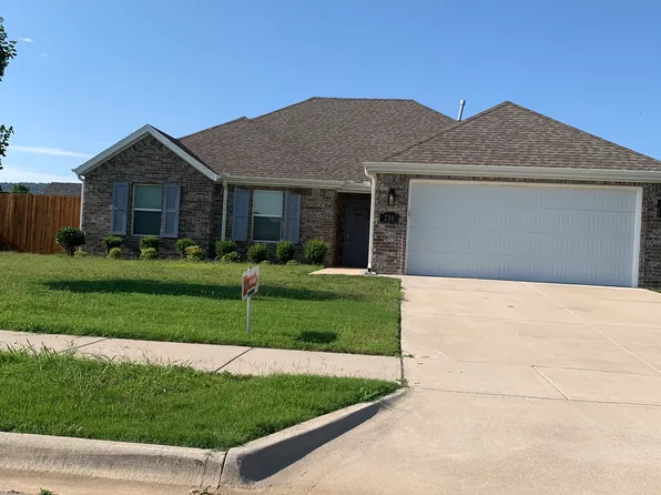 251 Pennsylvania Ave, Farmington, AR