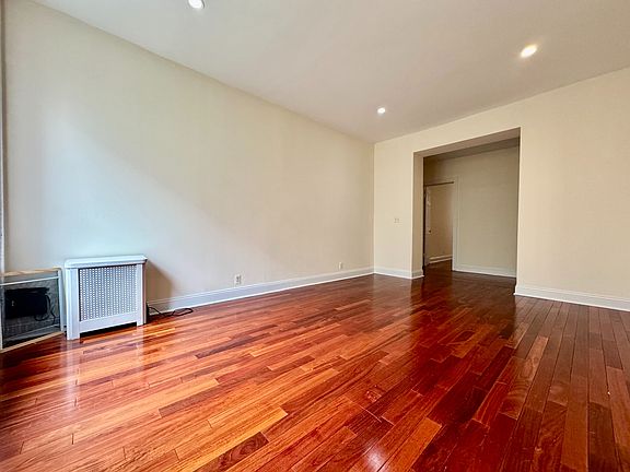 2nd image of 286 Fort Washington Ave #5