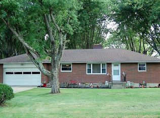 100 Calverda Dr, Dayton, OH 45458