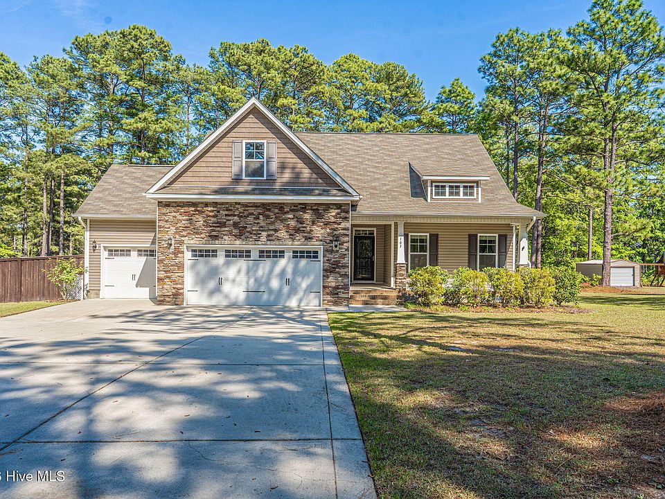1st image of 103 Laurel Oak Lane