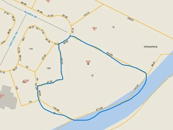 692 Rehder Dr, Fayetteville, NC 28306