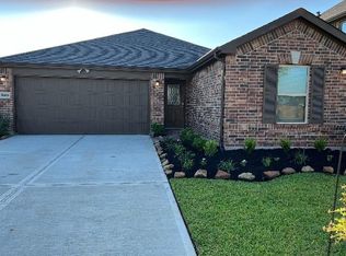 10429 Sherwin Pass Dr, Iowa Colony, TX 77583