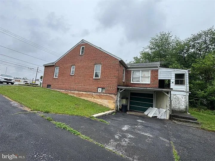 1123 Shepherdstown Rd — Photo 21
