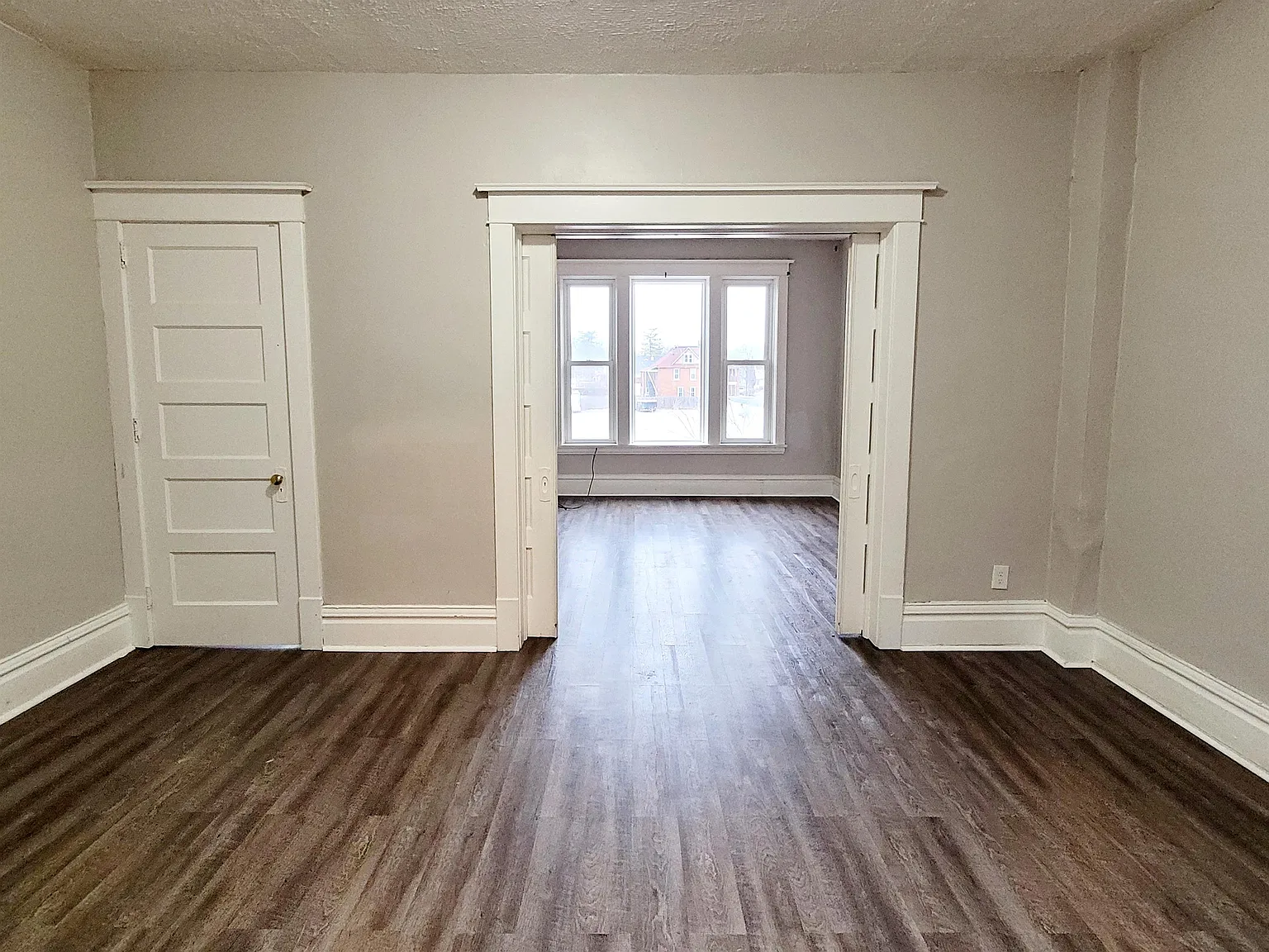 440 Leonard Street Northwest - 2 — Photo 2