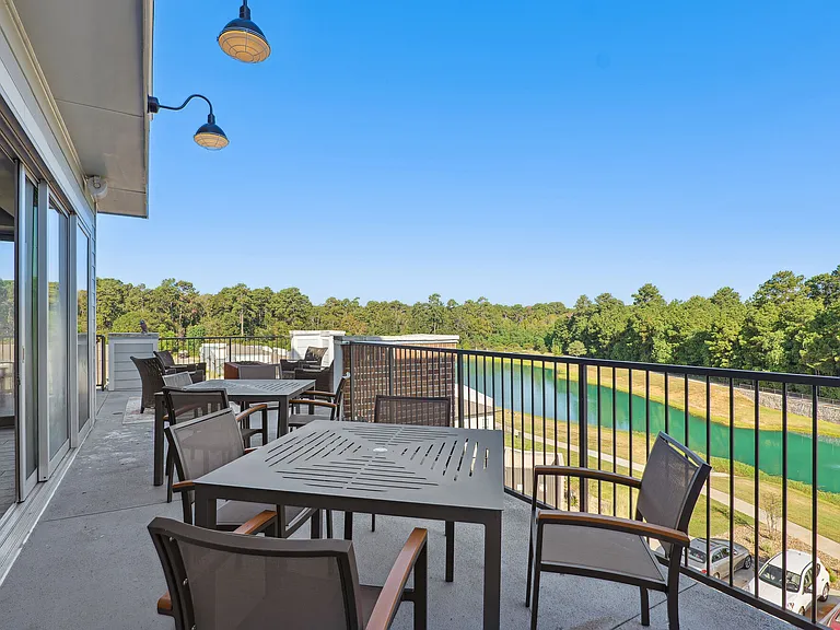 Reserve at Woodland Lakes — Photo 14