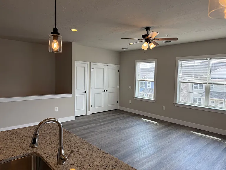 Salem Run Apartments Phase 2 — Photo 433
