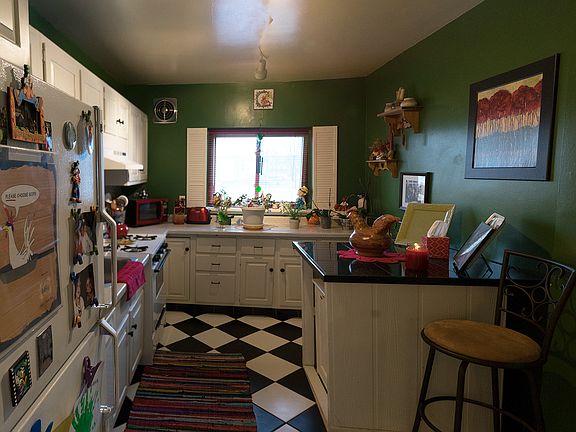 4th image of 2634 Central Dr APT 1E