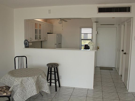 3rd image of 3101 N Country Club Dr APT 610