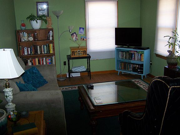 4th image of 212 County Road 801