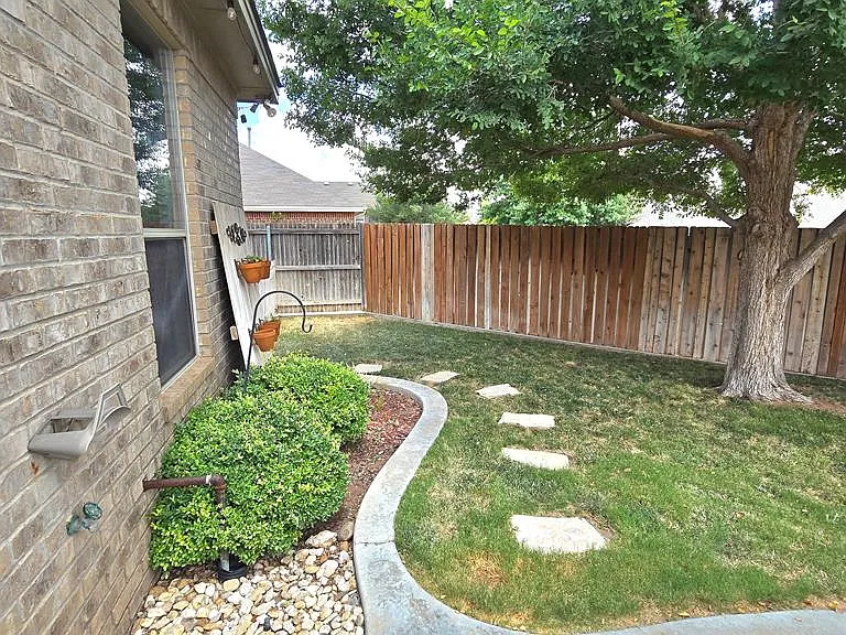 5511 NW Rio Grande Ave — Photo 16
