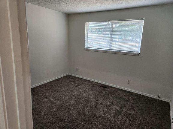 4th image of 218 169th St E Unit B