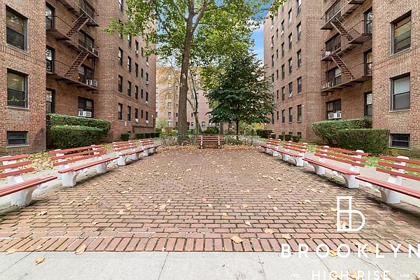 Sold by Brooklyn High Rise LLC | media 10