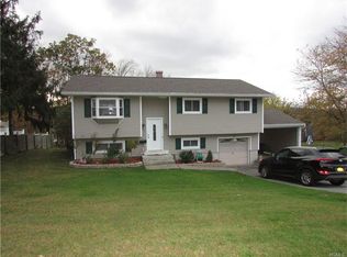 11 Greene Rd, Monroe, NY 10950