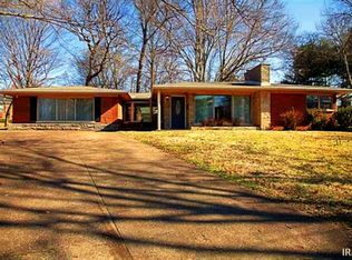 1452 Bonnie View Dr, Evansville, IN 47715