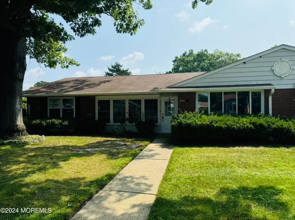 378A Chatham Court #1001, Lakewood, NJ 08701