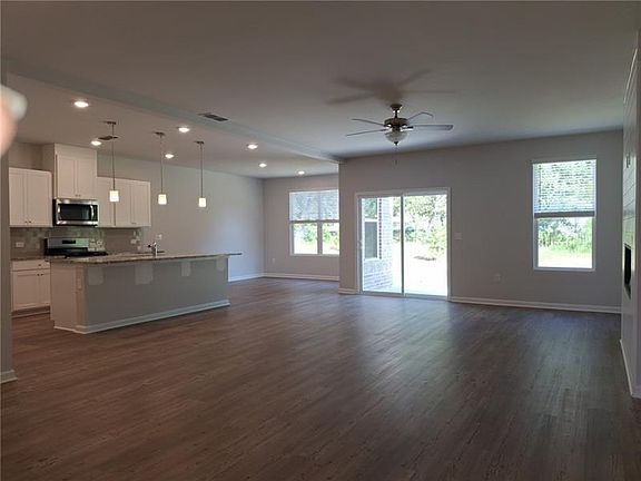 3rd image of 84 Green Love Ln