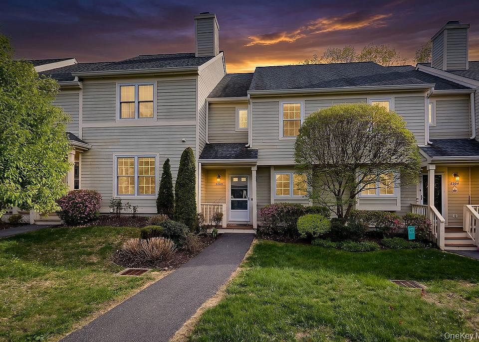 1st image of 5203 Applewood Circle