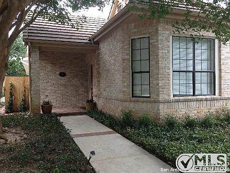 1st image of 26 Campden Cir
