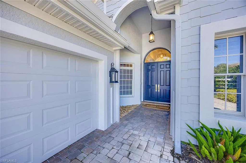 2 bed, 2.0 bath, 3029 sqft, $12,000 — Photo 3
