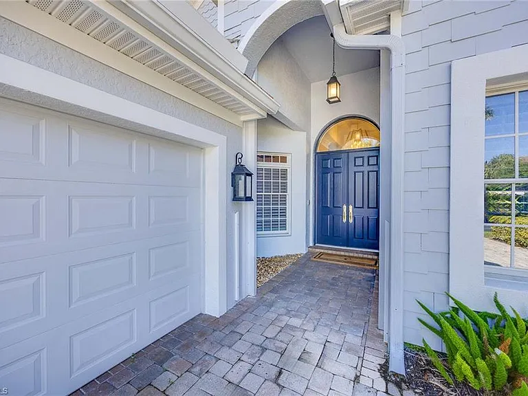 8446 Mallards Way — Photo 3