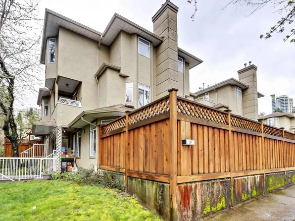 7188 Edmonds St #37, Burnaby, BC V3N 4X6