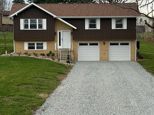 309 Virginia Cir, Uniontown, PA 15401