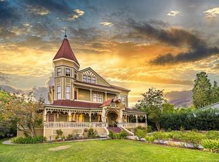 225 N Lima St, Sierra Madre, CA 91024