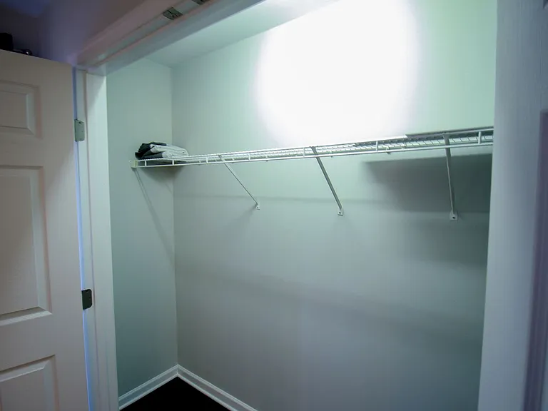 264 W Bland St — Photo 14