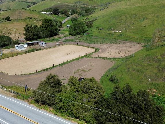 4th image of 3463 Calaveras Rd