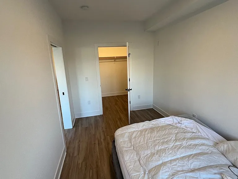 530 Cliff St — Photo 12