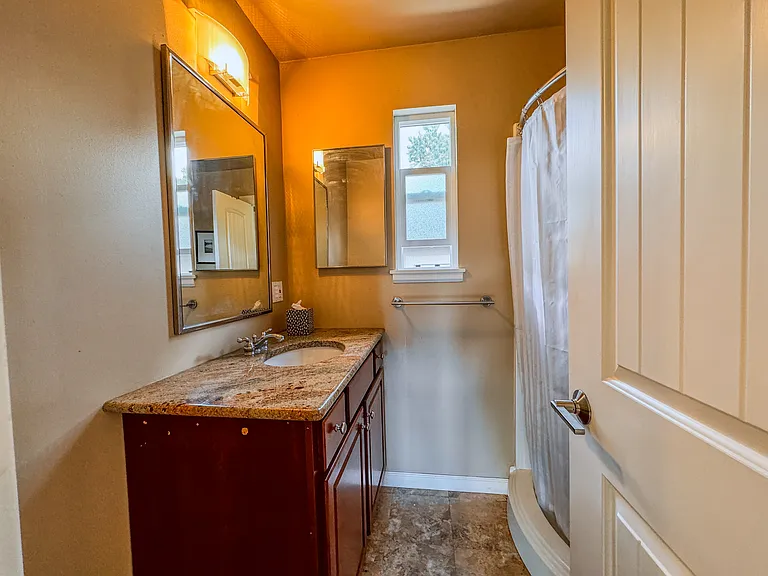 2122 Jackson St #C — Photo 8