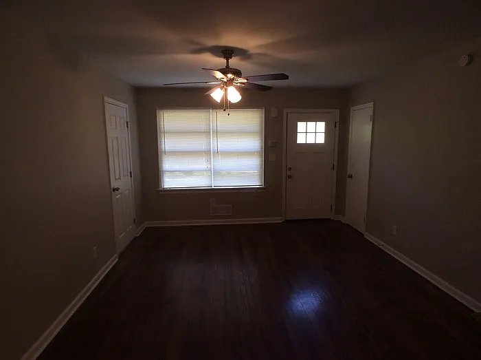 2892 Horse Shoe Dr — Photo 4