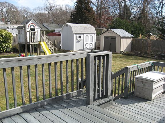 2nd image of 121 Carley Dr