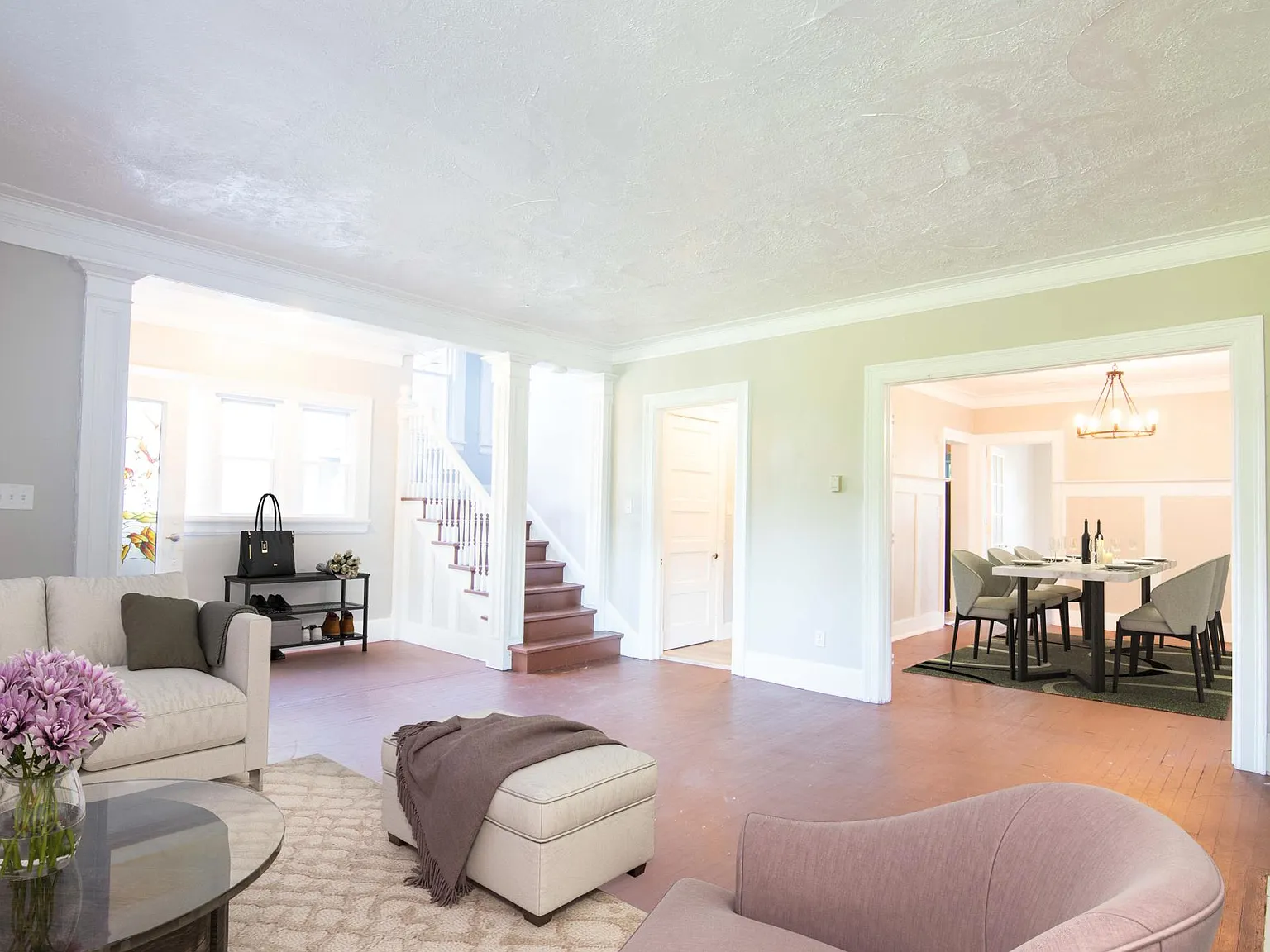 6 bed, 2488 sqft, $3,498 — Photo 4