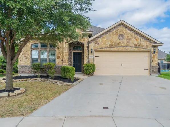 8627 Running River Ct, Fort Worth, TX 76131