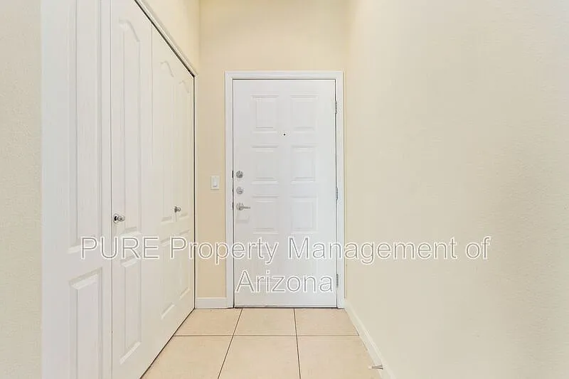 2 bed, 2.0 bath, 790 sqft, $1,425 — Photo 3