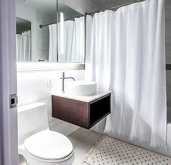 620 W 42nd St #N24M — Photo 4